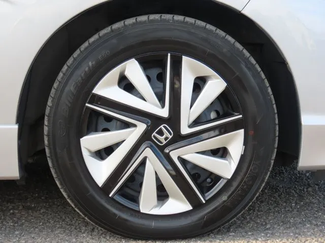 ホンダ　シャトル　ハイブリッド