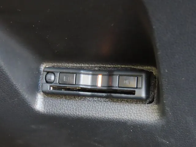 ホンダ　シャトル　ハイブリッド