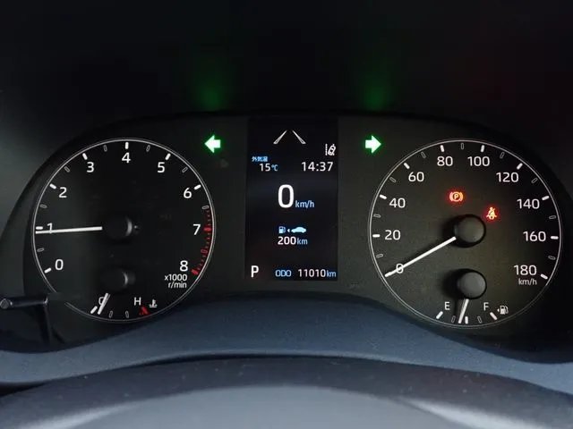 ヤリス（トヨタ）の車両写真