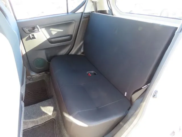 ダイハツ　ミラ　イース