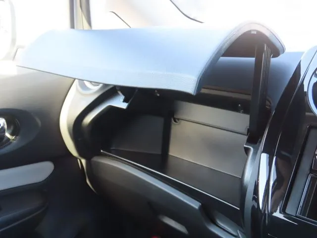 ニッサン　ノート