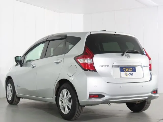 ニッサン　ノート