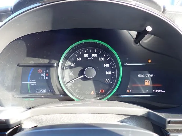 シャトル　ハイブリッド　４ＷＤ（ホンダ）の車両写真