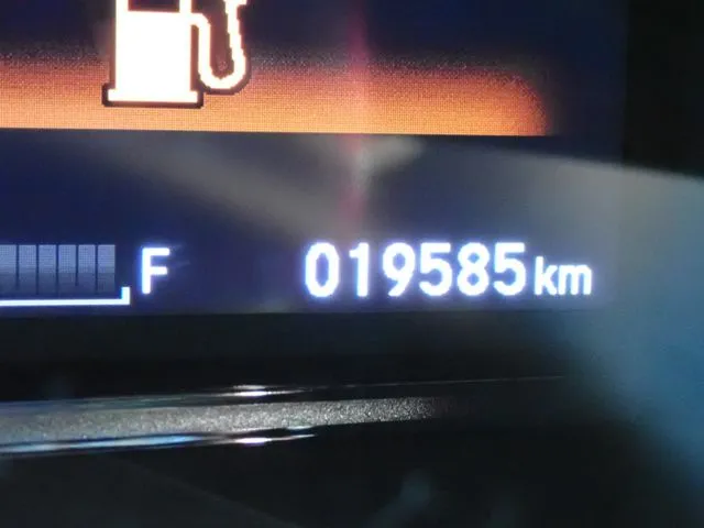 シャトル　ハイブリッド　４ＷＤ（ホンダ）の車両写真