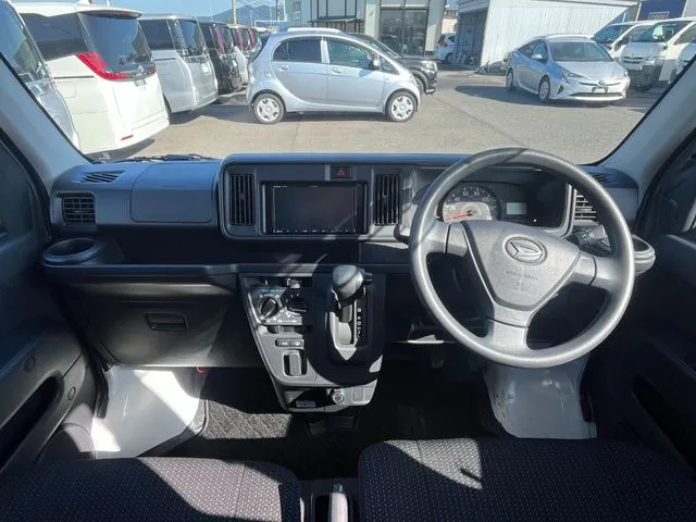 ハイゼットカーゴ（ダイハツ）の車両写真