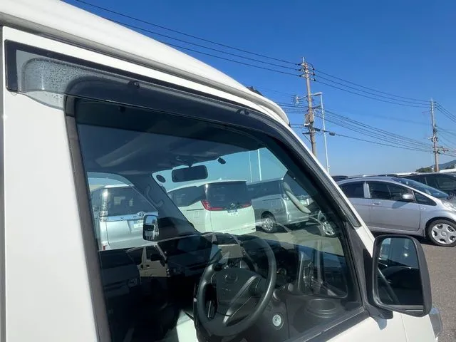 ハイゼットカーゴ（ダイハツ）の車両写真