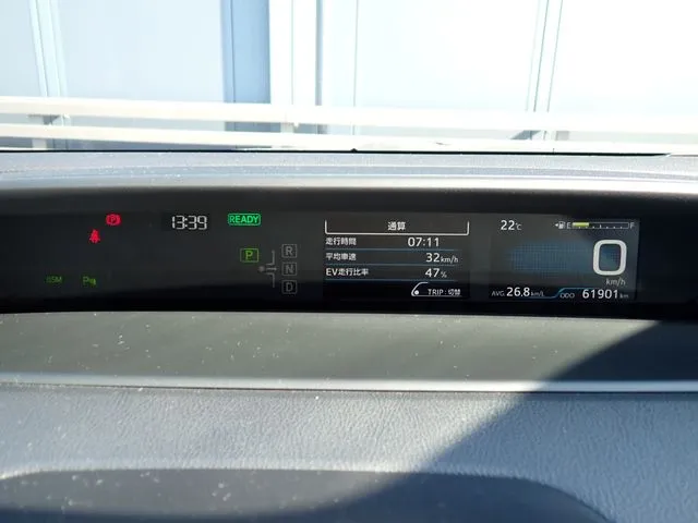 トヨタ　プリウス