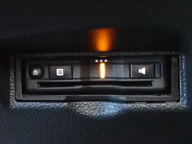 トヨタ　プリウス