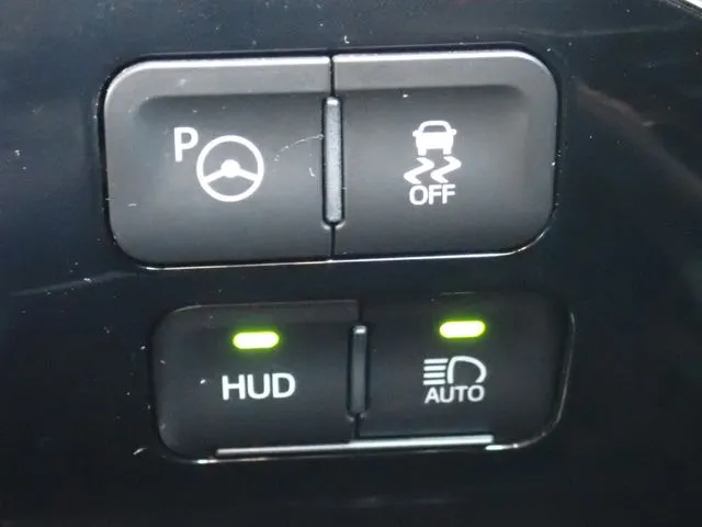 トヨタ　プリウス