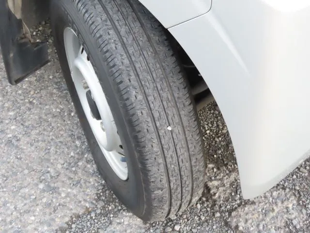 エブリイバン（スズキ）の車両写真