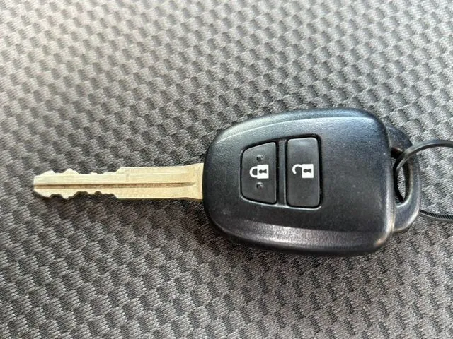 トヨタ ハイエースバン 2WD