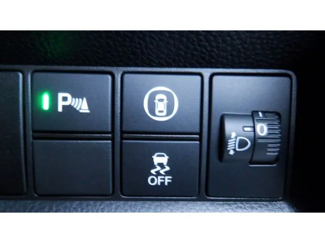 ホンダ フィット e:HEV