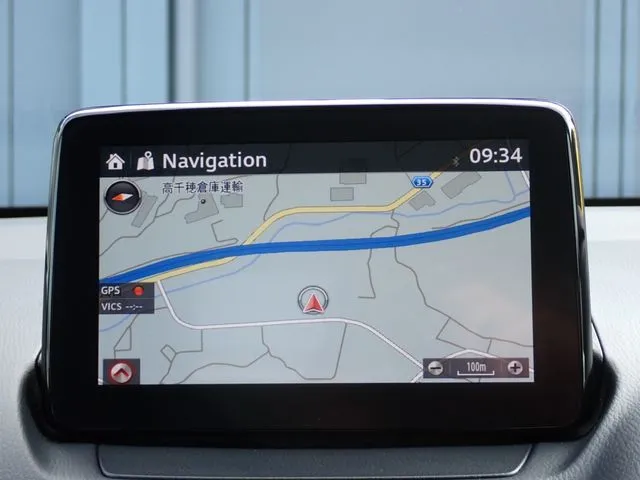 ＭＡＺＤＡ２（マツダ）の車両写真