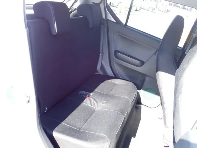 ダイハツ　ミラ　イース