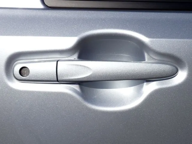 ダイハツ　ミラ　イース