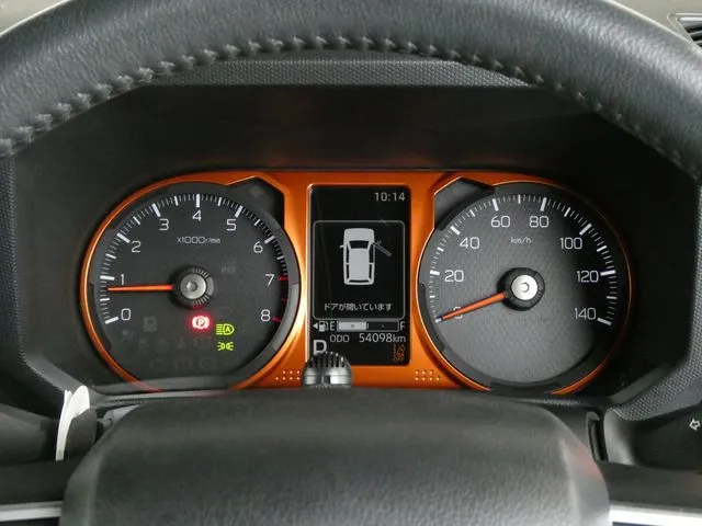 タフト（ダイハツ）の車両写真