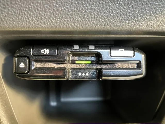 トヨタ　ピクシス　メガ