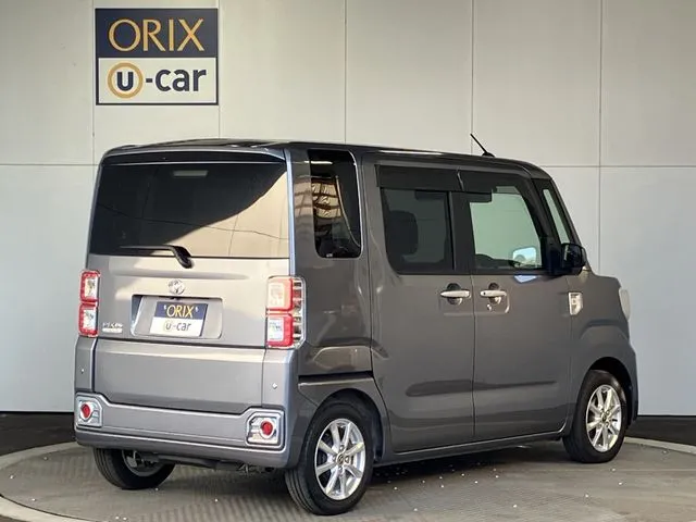 トヨタ　ピクシス　メガ