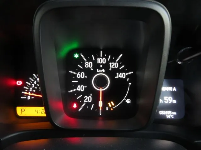 N-VAN 4WD(ホンダ)の車両写真