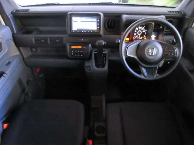N-VAN 4WD(ホンダ)の車両写真