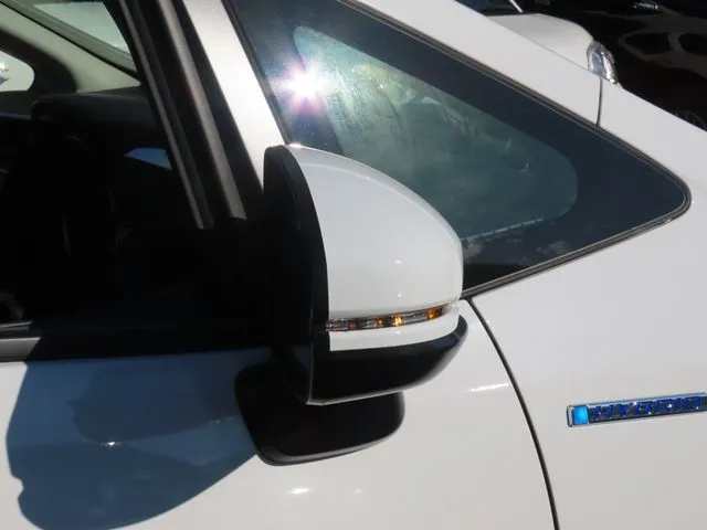 フィット　ハイブリッド　４ＷＤ（ホンダ）の車両写真