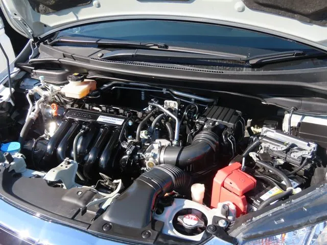 フィット　ハイブリッド　４ＷＤ（ホンダ）の車両写真