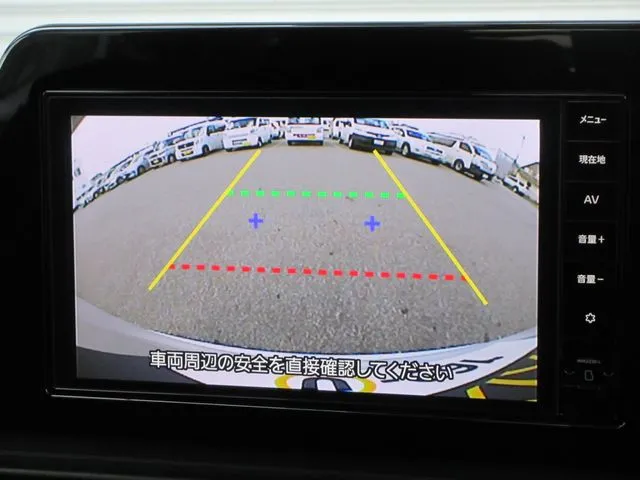 セレナ 4WD(ニッサン)の車両写真