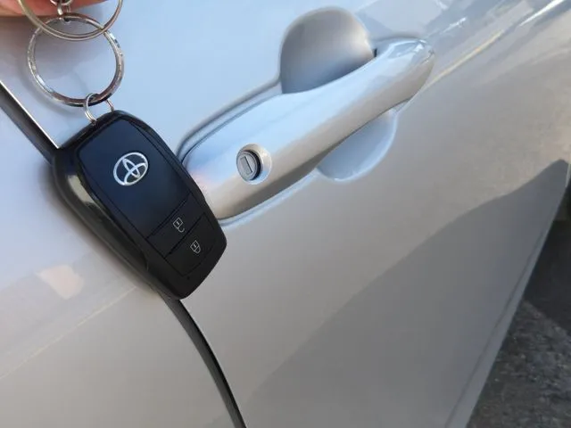 アクア（トヨタ）の車両写真