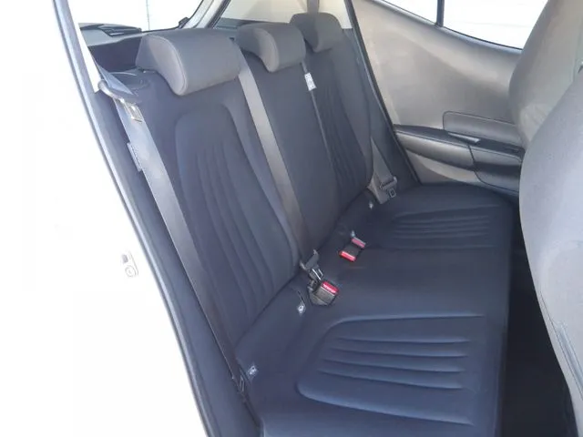 アクア（トヨタ）の車両写真