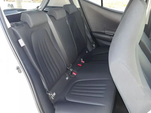 トヨタ　アクア