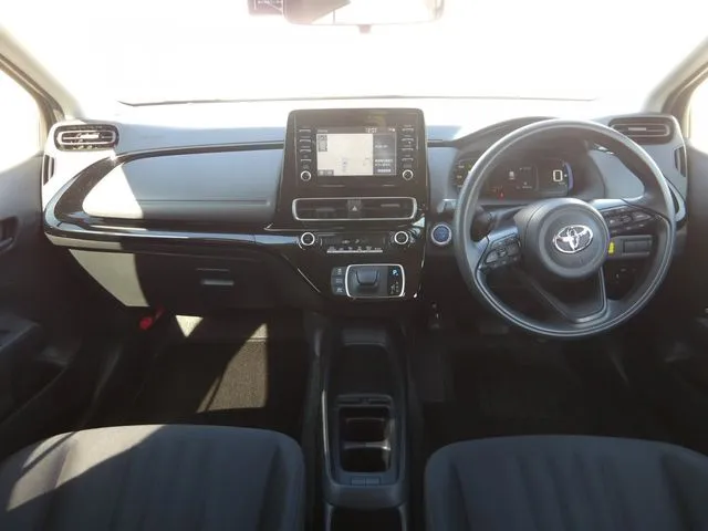 トヨタ　アクア