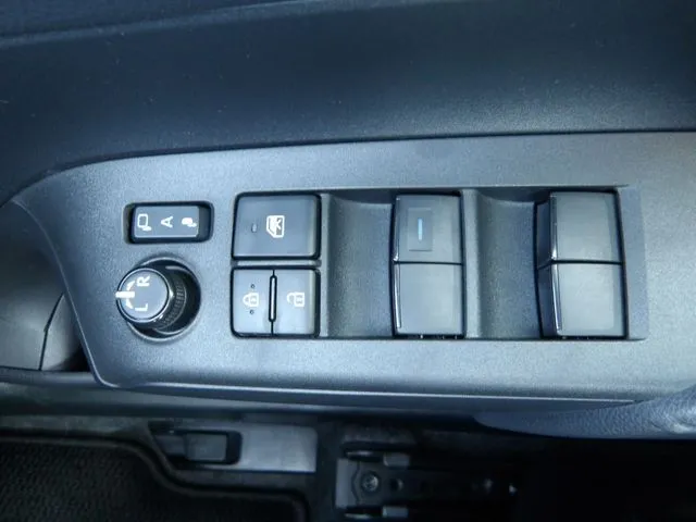 トヨタ　アクア