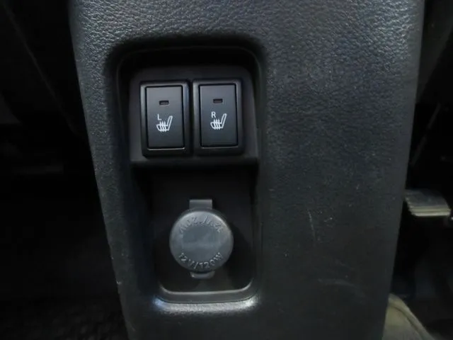 マツダ フレアクロスオーバー 4WD