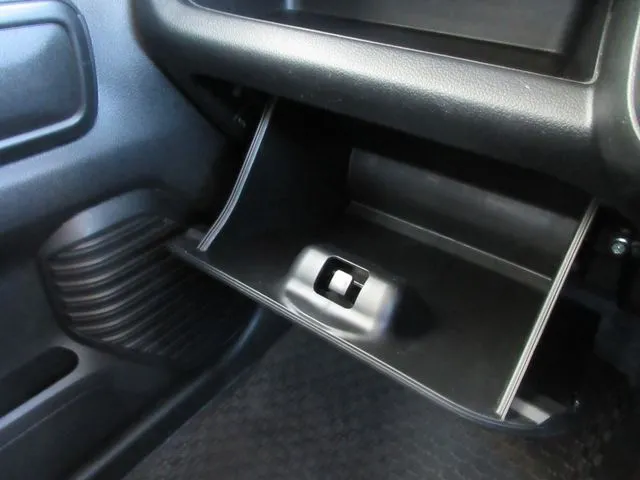 マツダ フレアクロスオーバー 4WD