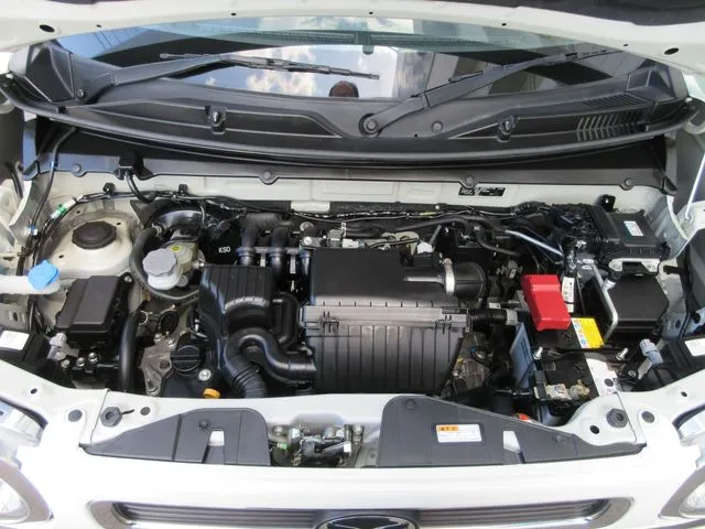 マツダ フレアクロスオーバー 4WD