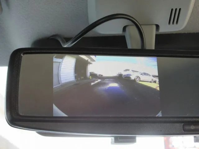 マツダ フレアクロスオーバー 4WD