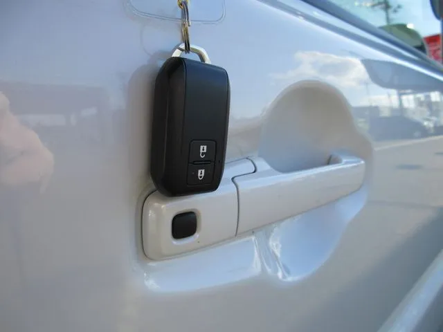 マツダ フレアクロスオーバー 4WD