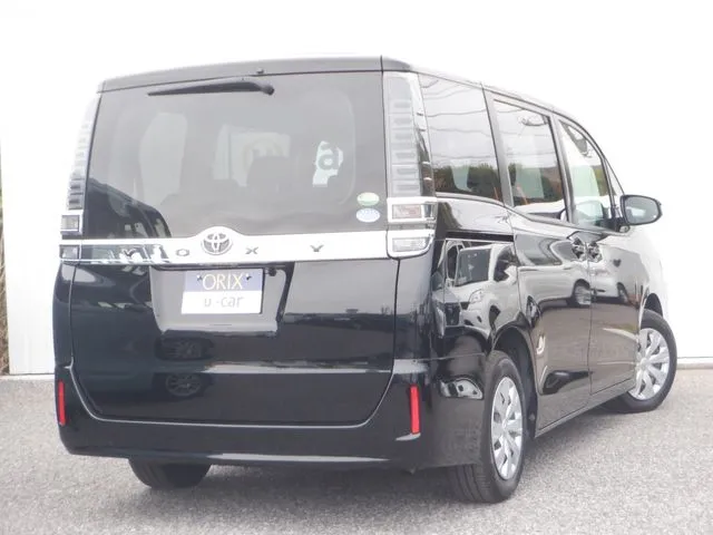 トヨタ ヴォクシー