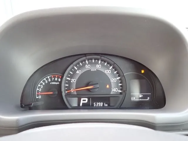 エブリイバン（スズキ）の車両写真