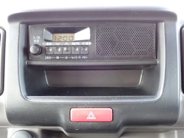 エブリイバン（スズキ）の車両写真