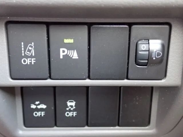 エブリイバン（スズキ）の車両写真