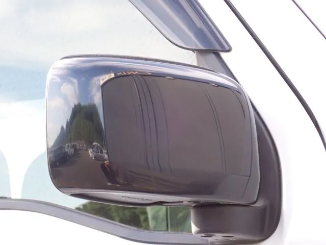 エブリイバン（スズキ）の車両写真