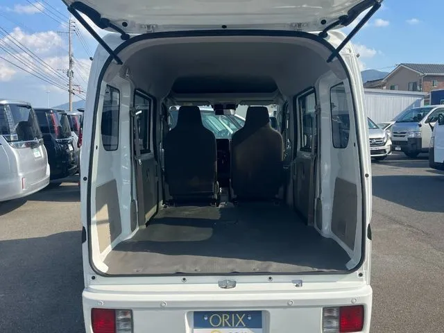 エブリイバン(スズキ)の車両写真