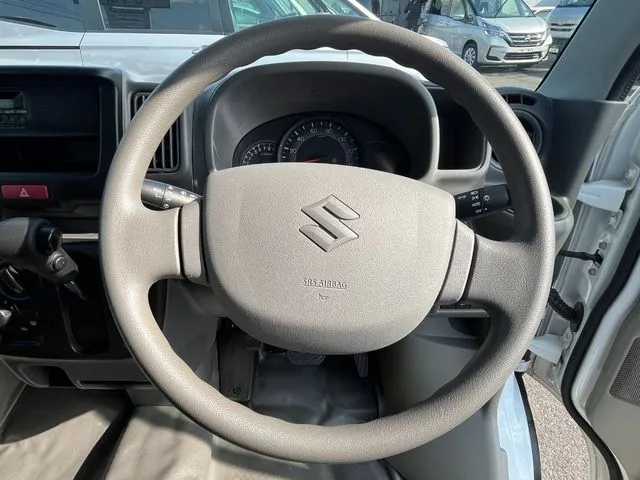 エブリイバン(スズキ)の車両写真