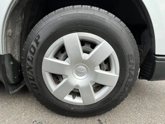 ハイエースバン　１．２５ｔ　２ＷＤ（トヨタ）の車両写真