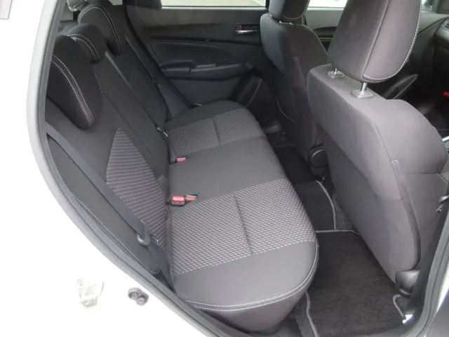 スイフト(スズキ)の車両写真