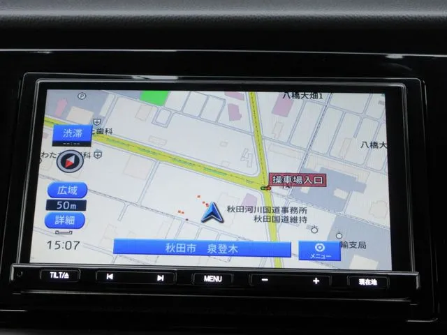 ホンダ　フィット　ｅ：ＨＥＶ　４ＷＤ