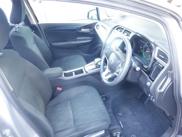 ホンダ シャトル ハイブリッド