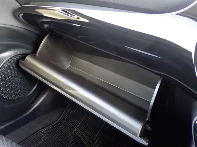 トヨタ　プリウス