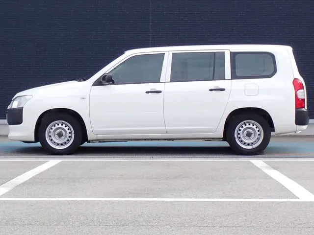 サクシードバン　２ＷＤ（トヨタ）の車両写真